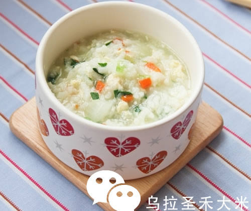 菠菜金针菇粥_乌拉圣禾生态大米